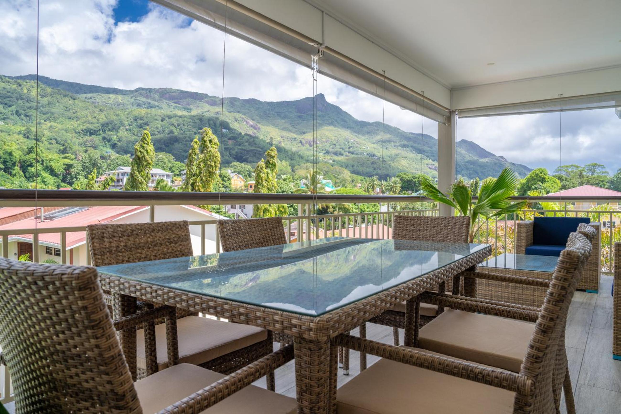 Kahe magamistoaga villa – Voilà Beau Vallon
